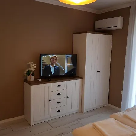 Апартаменты Rigo Кестхей