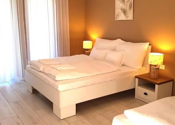 Rigo アパート ケストヘイ